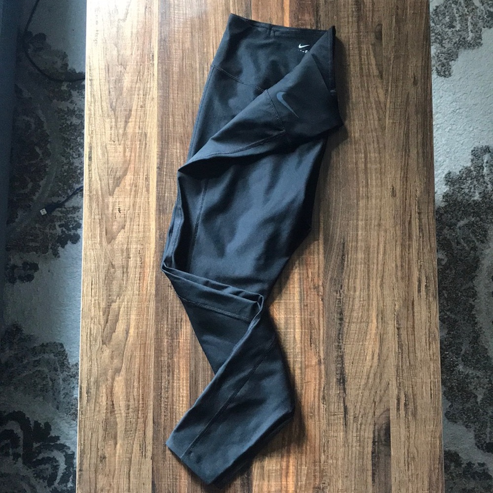 Nike Women’s Dri-Fit Training Leggings Size Large